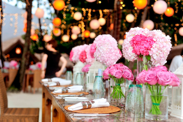 Mesa decorada para festa de casamento