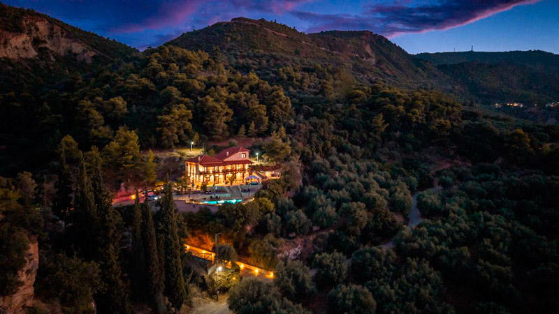 Foto de casamento na Grécia feita com drone