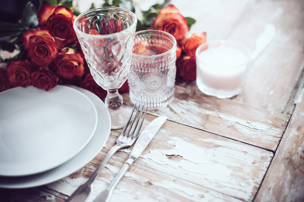 Decoração de mesa de casamento temático dia dos namorados