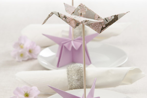 Decoração de mesa de casamento com origami