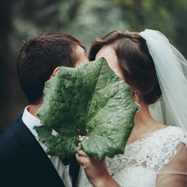 Decoração com folhagem casamento