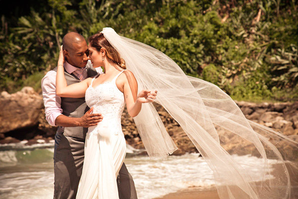 Foto de ensaio trash the dress - Anderson Nascimento fotógrafo