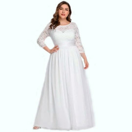 Vestido de noiva plus size com mangas longas em renda